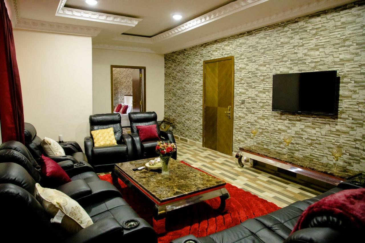 Metzy Residence Hotel Serrekunda Εξωτερικό φωτογραφία