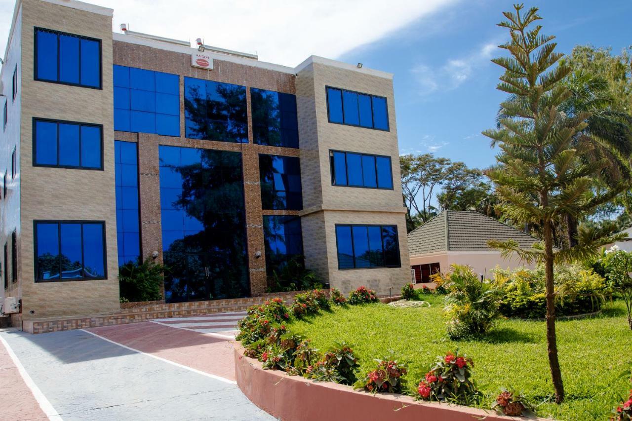Metzy Residence Hotel Serrekunda Εξωτερικό φωτογραφία