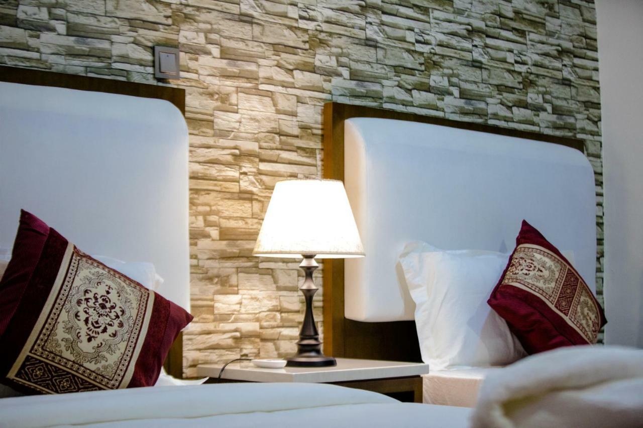 Metzy Residence Hotel Serrekunda Εξωτερικό φωτογραφία