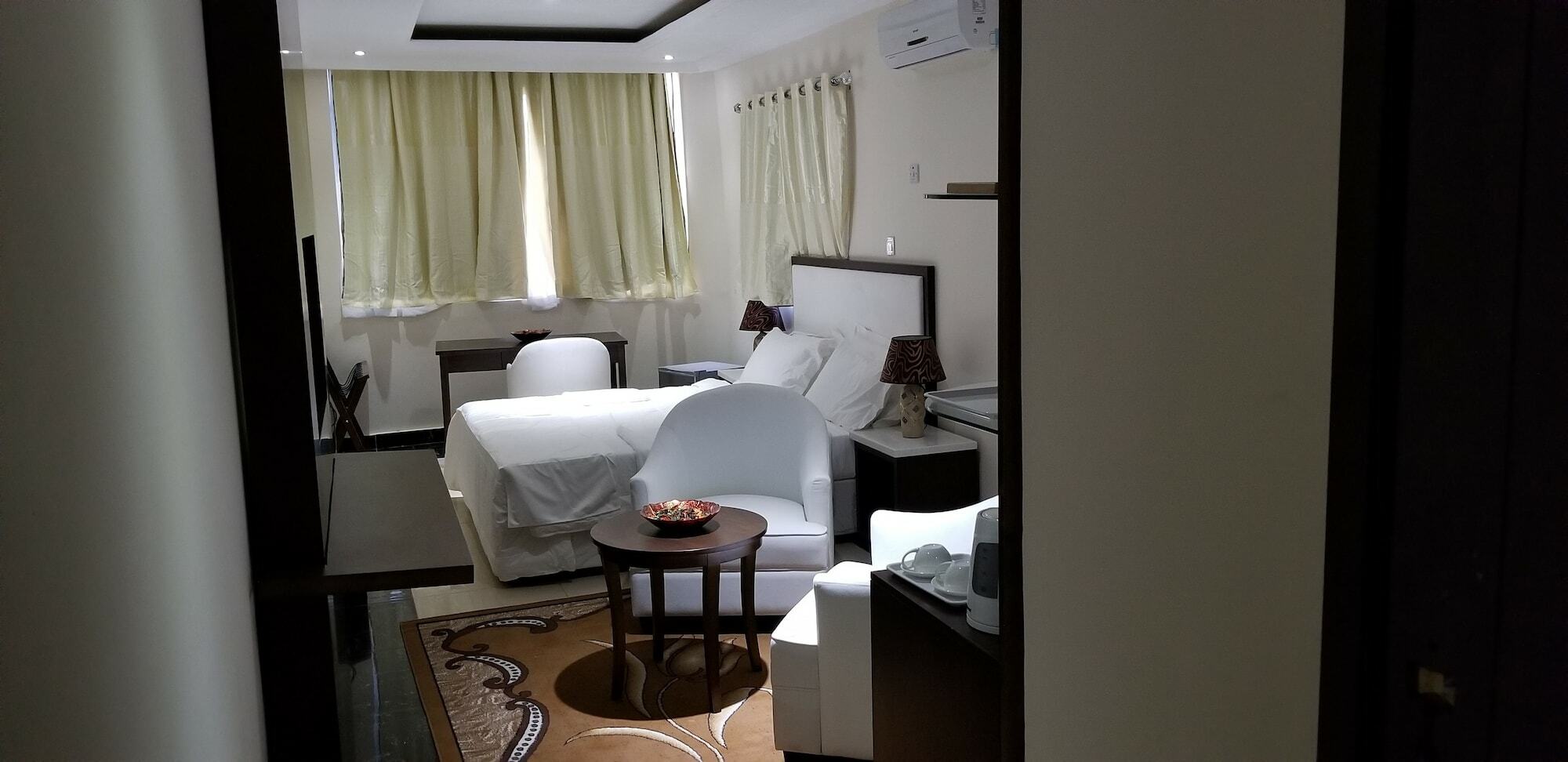 Metzy Residence Hotel Serrekunda Εξωτερικό φωτογραφία